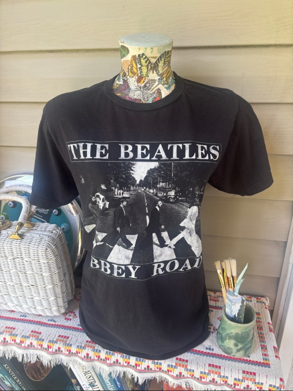 The Beatles Black Abbey Road Crew Neck Tee size Small